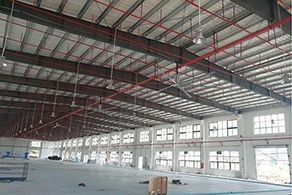 大型仓库降温方案环保空调+大风扇